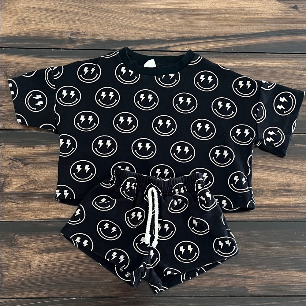 LPK Black Electric Smiley Shorts Set 6-12M